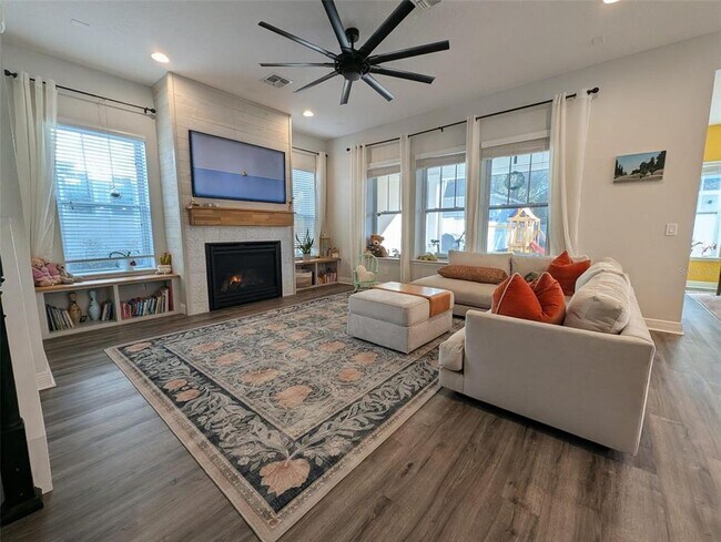 Foto del edificio - 876 Landrum Dr