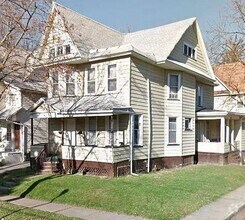 Building Photo - 56 Shelter St