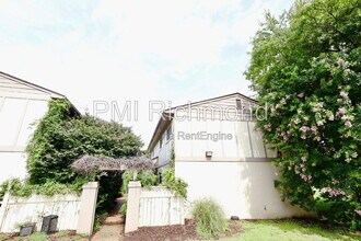 Building Photo - 513 S Harrison St