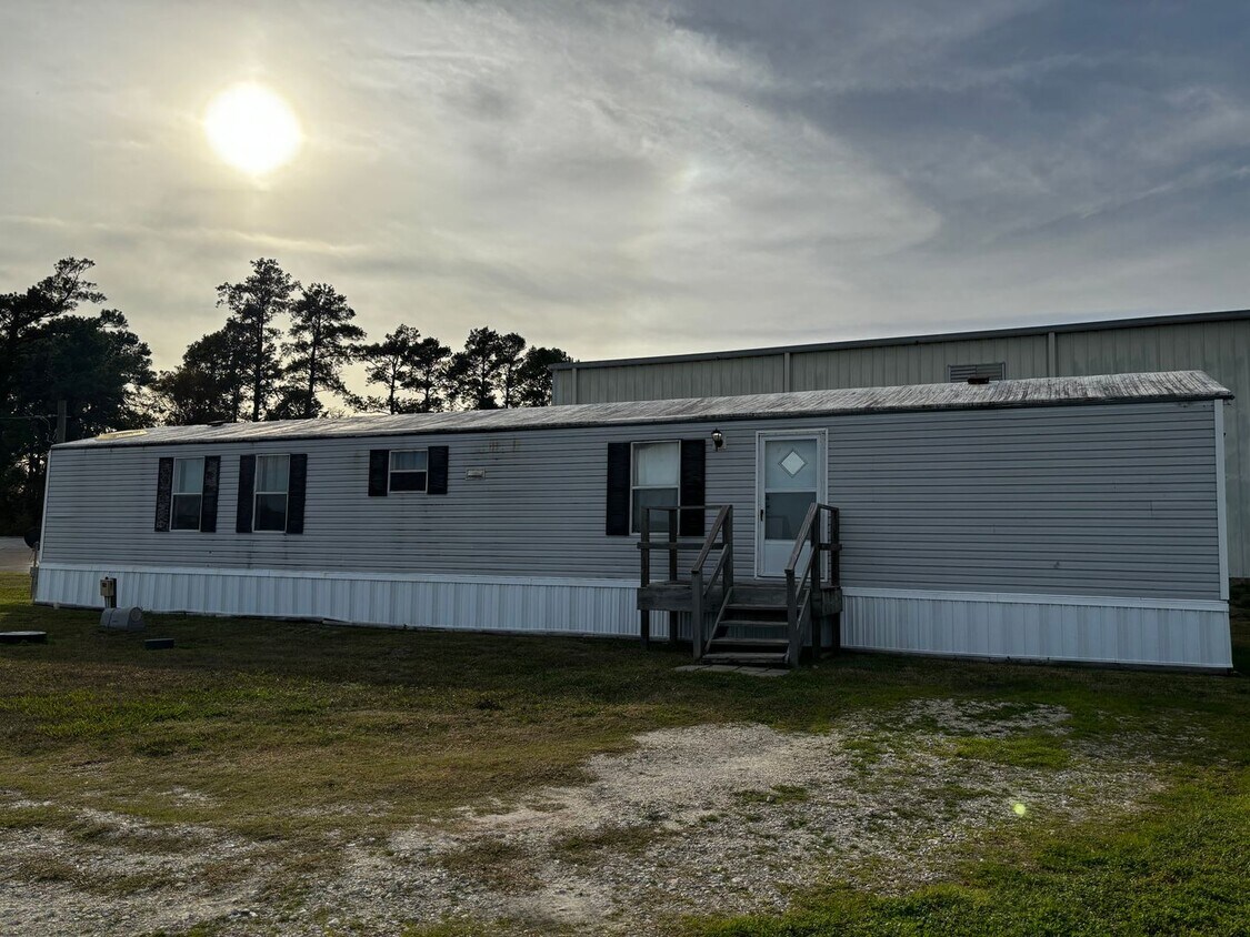 Primary Photo - 2 bedroom