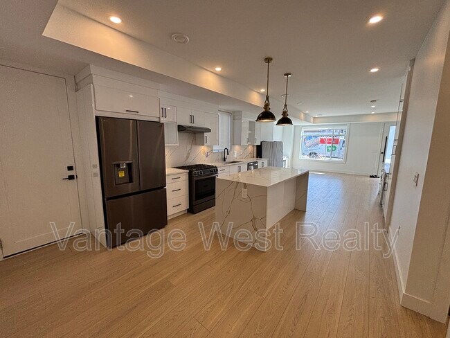 Photo du bâtiment - 830-830 Lawson Ave