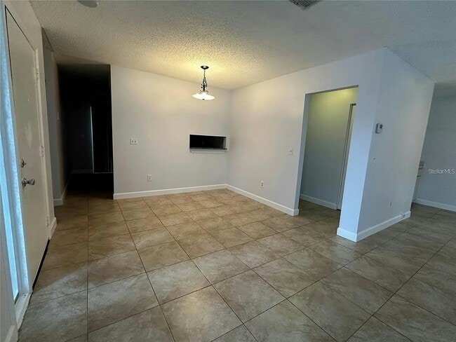 Photo - 2709 Shadybranch Dr Townhome