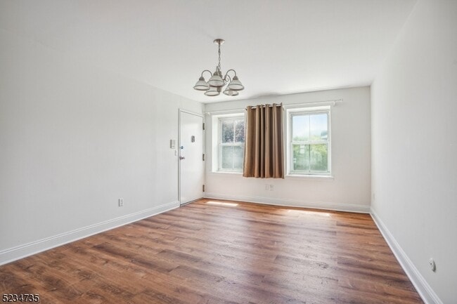 Building Photo - 1006 Unicorn Way