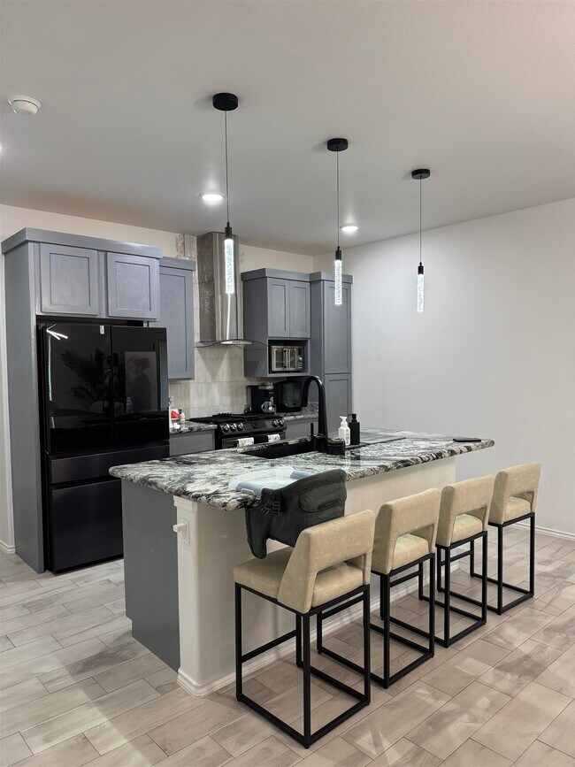 Foto del edificio - 4214 Gavilan Dr