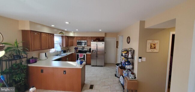 Building Photo - 3763 Wigan Dr