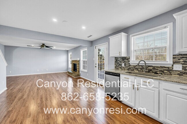 Building Photo - 4148 Salem Springs Ct
