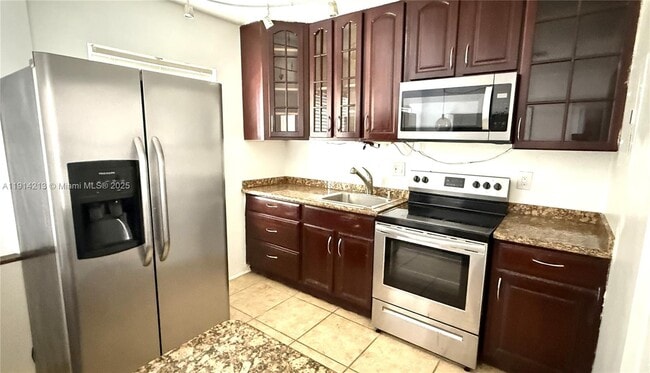 Building Photo - 755 NE 91st St