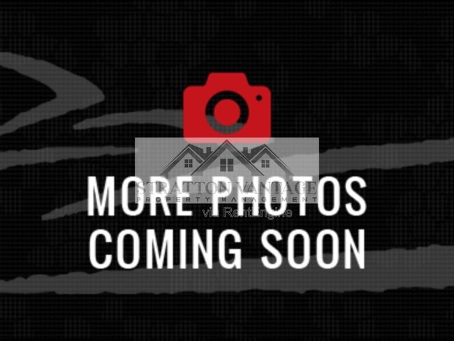 Building Photo - 3522 S 81st Dr