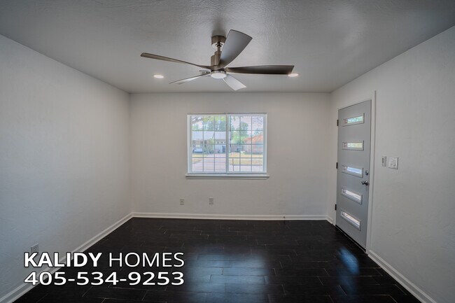 Foto del edificio - 413 Winding Ln