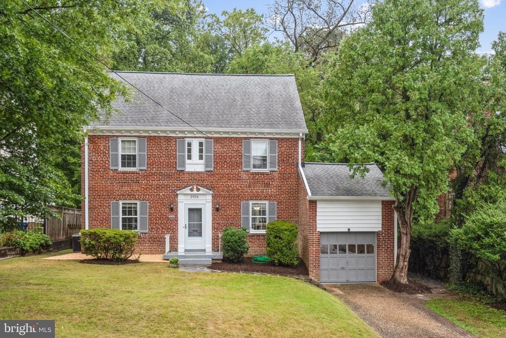 Foto principal - 2926 Kanawha St NW