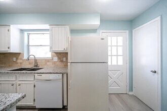 Building Photo - 2574 Marilee Ln