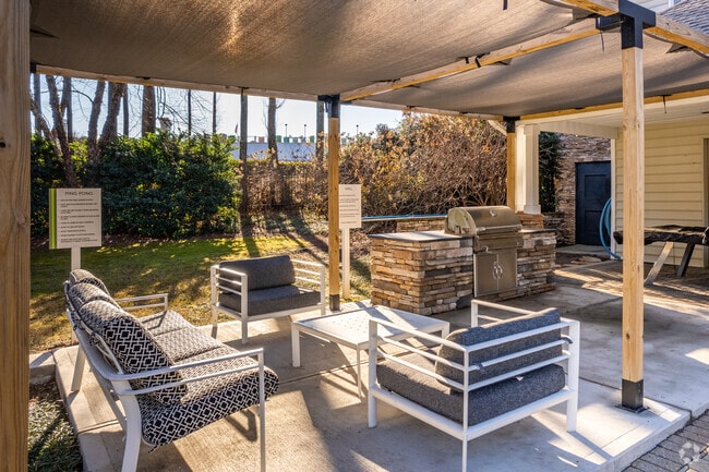 Grill Area - Shiloh Green Apartments