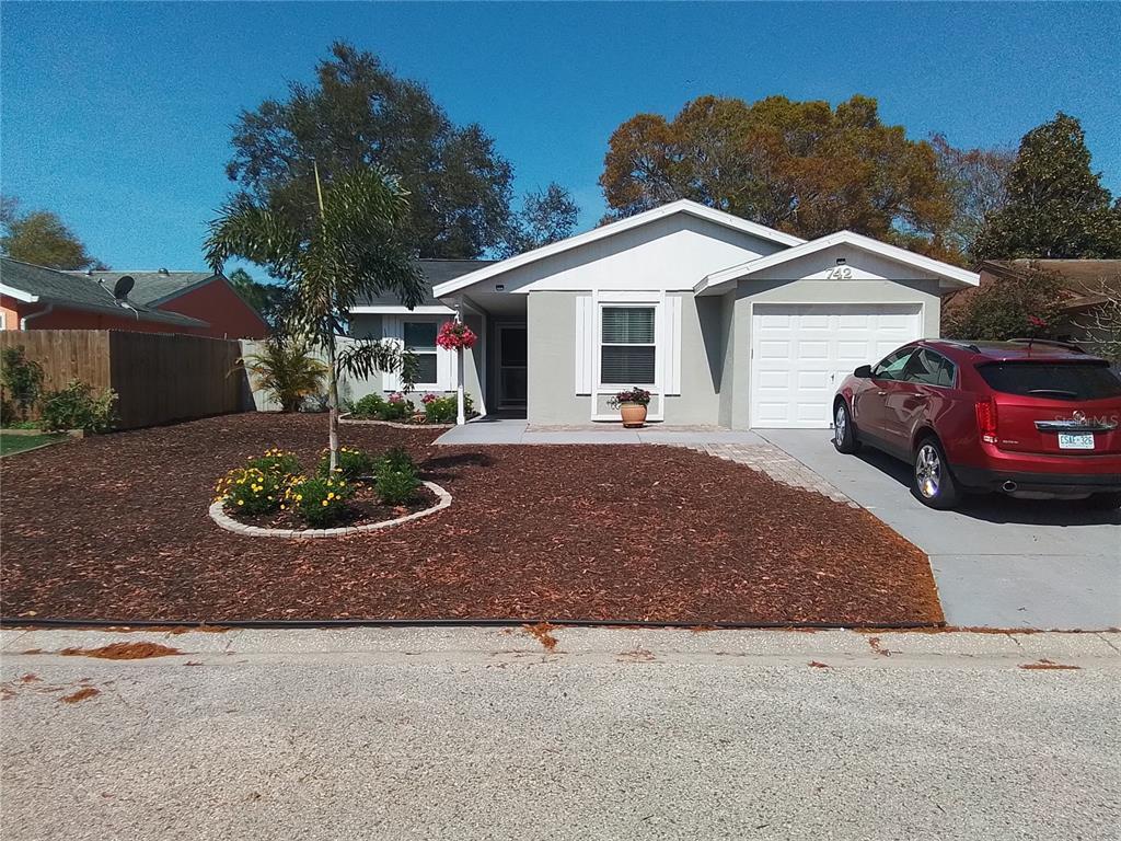 Primary Photo - 742 Arthurs Ct