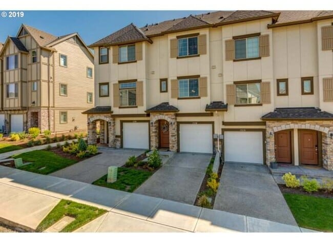 Building Photo - 13226 SW Aubergine Ter