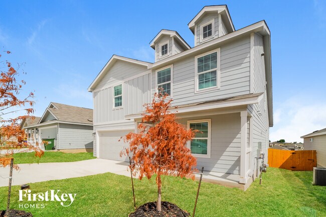 Building Photo - 13034 Rosemary Cove