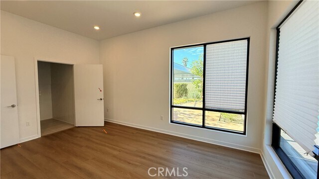 Foto del edificio - 1090 Foothill Blvd