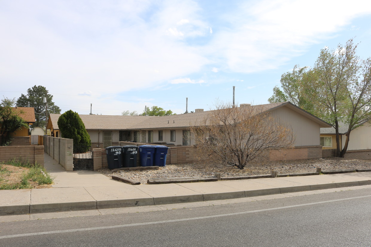 12608 Copper Ave NE Albuquerque, New Mexico - 12608 Copper Ave NE