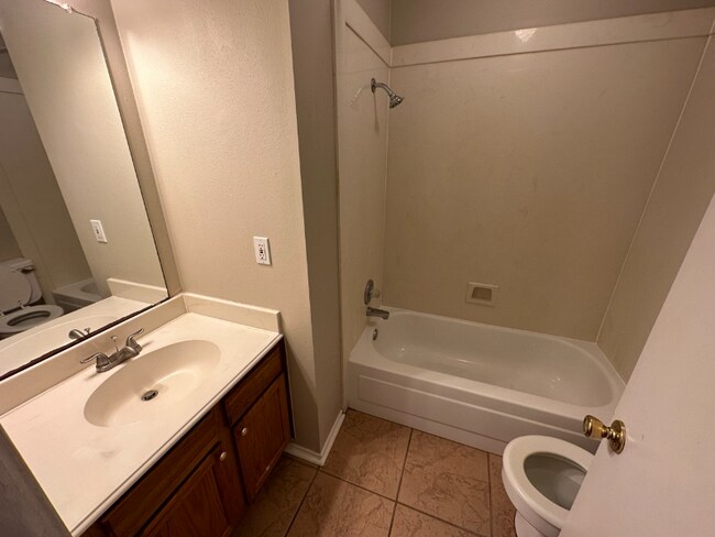 Foto del edificio - 21906 Calderbrook Dr