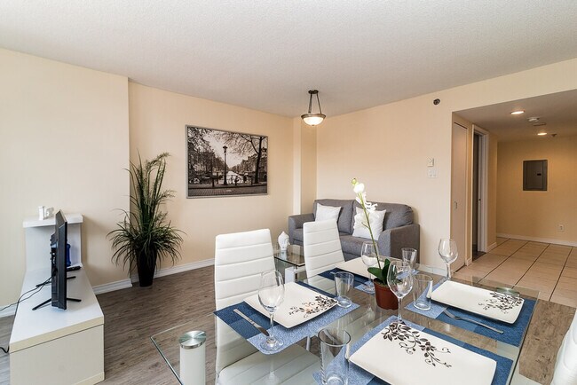 Photo du bâtiment - 1253 Av. de l'Hôtel-de-Ville