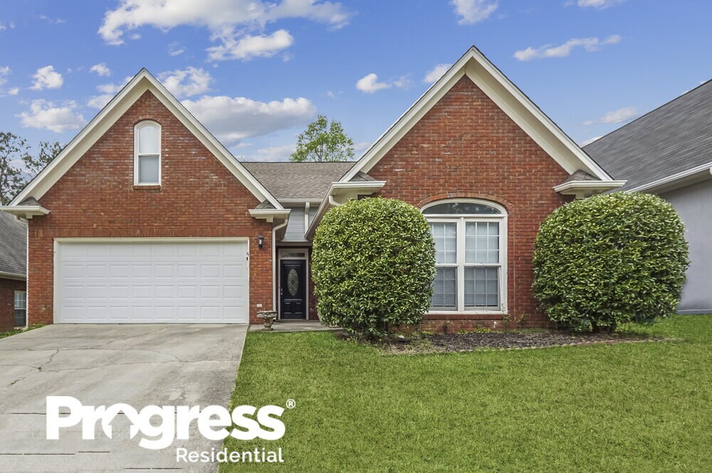 2041 Russet Woods Trail, Hoover, AL 35244 House Rental in Hoover, AL