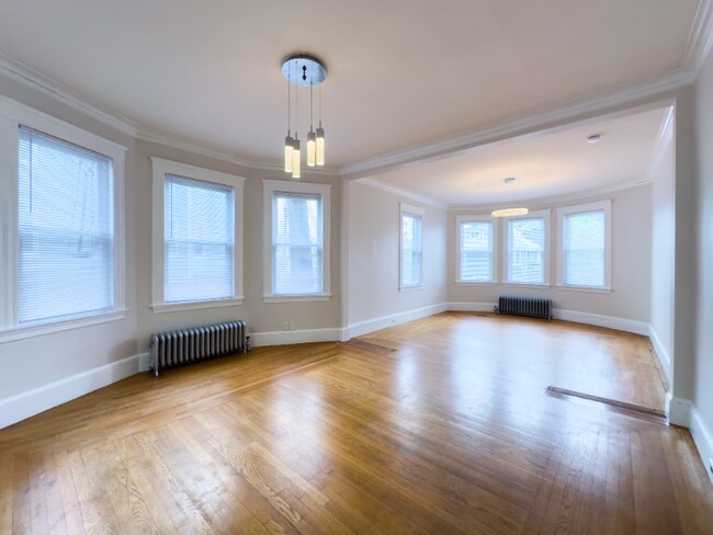Building Photo - 36 Hillside Ave