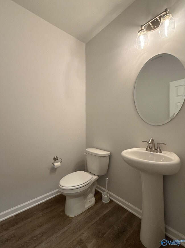 Foto del edificio - 102 Ranna Dr