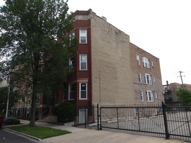 Foto del edificio - 4949 S Forrestville Ave