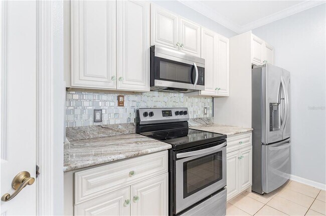 Foto del edificio - 588 Brantley Terrace