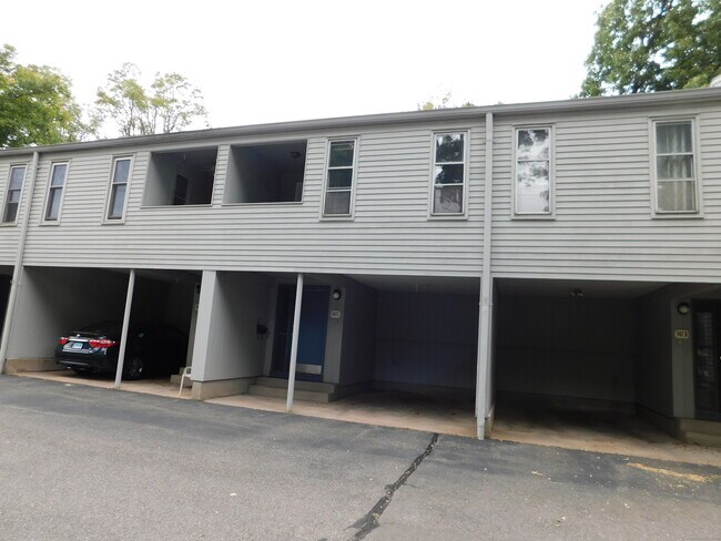 Foto del edificio - 547 Hilliard St