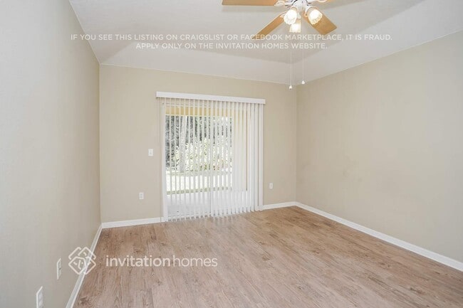 Building Photo - 6138 36th Ln E
