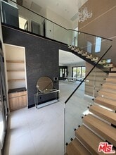 Building Photo - 5299 1/2 Crebs Ave