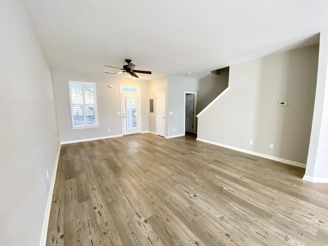 Building Photo - Bluffton Park Townhouse for Rent - Close t...