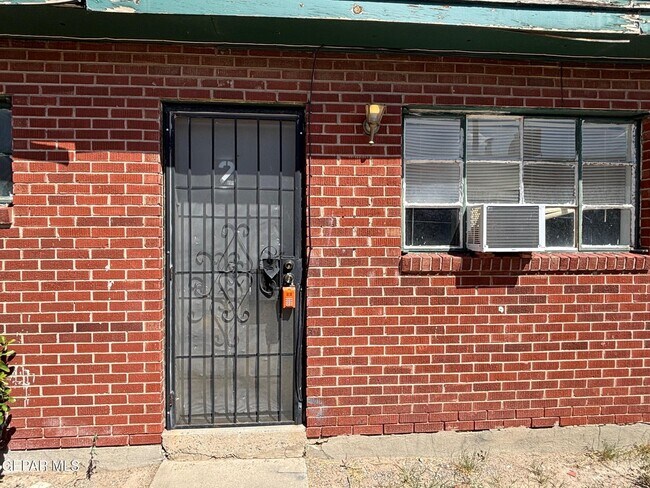 Foto del edificio - 3906 Harrison Ave