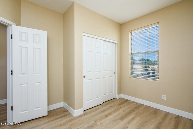 Building Photo - 41615 W Chimayo Ct