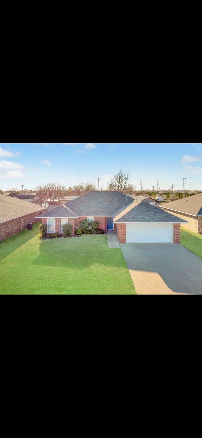 Building Photo - 1509 Sommerset Pl