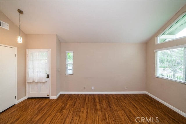 Building Photo - 10 Edgestone