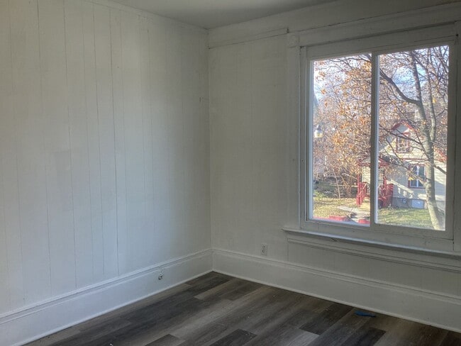 Building Photo - 3218 N 1st St