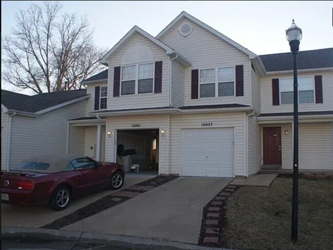 Building Photo - 10661 Midland Manor Ct