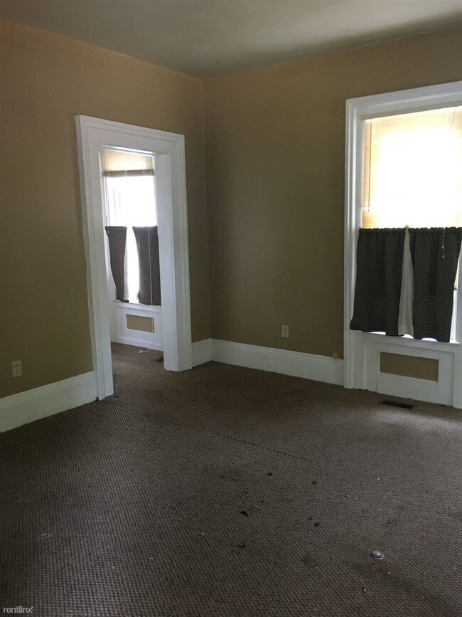 Building Photo - 1 br, 1 bath  - 635 Church St #1