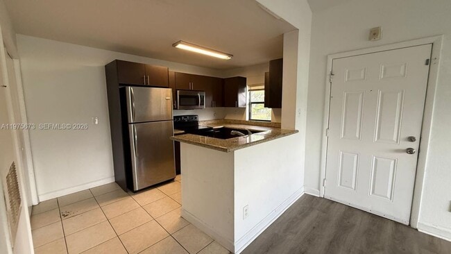 Building Photo - 3965 NW 87th Ave
