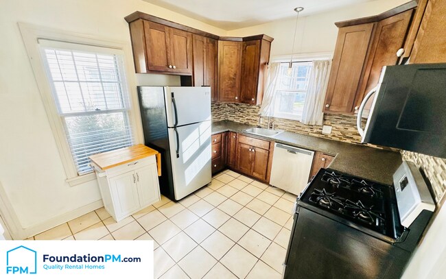 Foto del edificio - 1818 Mignon Ave