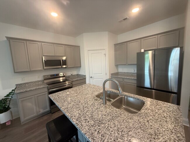 Nuevo refrigerador Samsung - 1516 Mountain Quail Cir