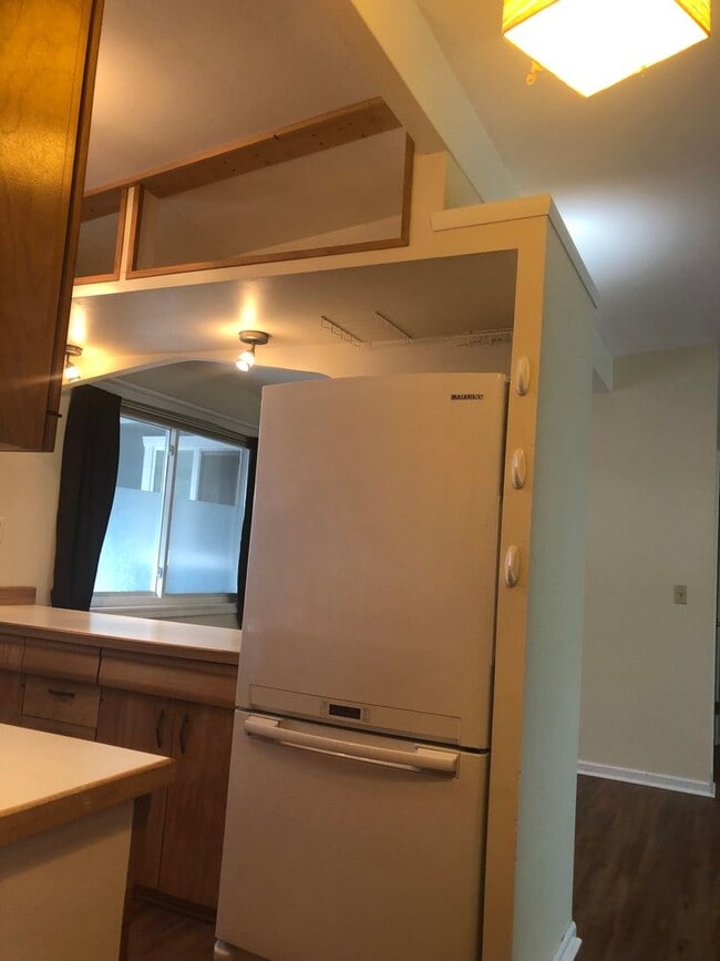 Foto del edificio - Tillicum 306