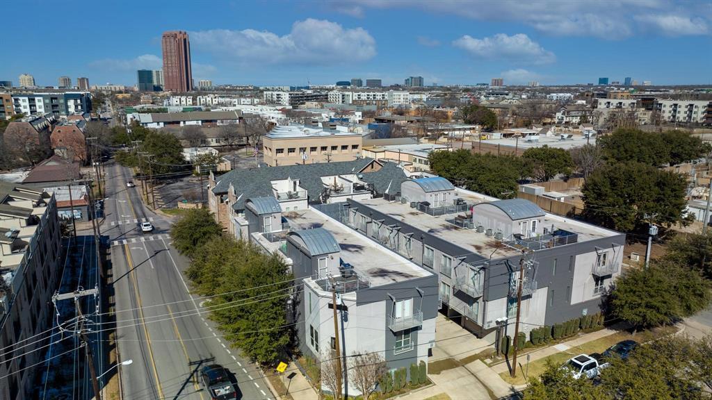 Foto principal - 3845 Convent St