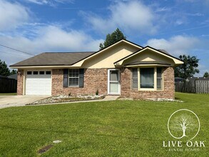 Building Photo - 800 Wallace Martin Dr