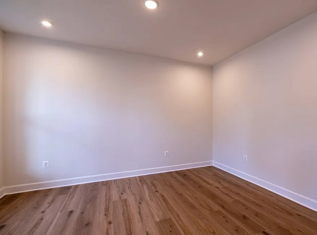 Building Photo - 11541 Chapman Ml Dr