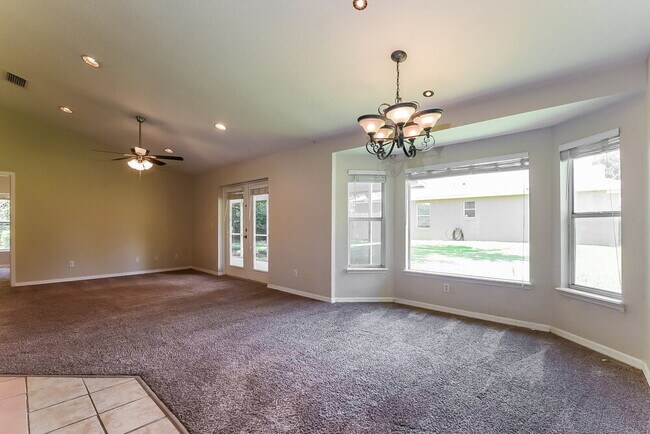 Foto del edificio - 1337 Brandy Lake View Cir