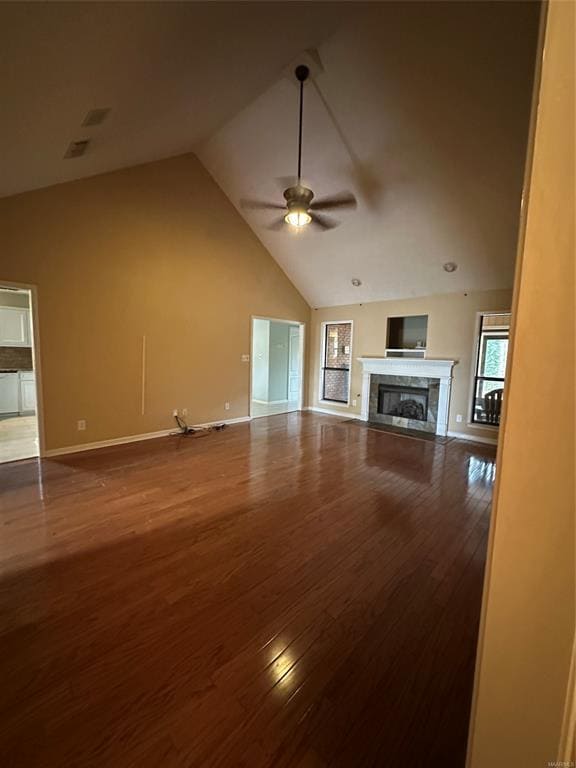 Building Photo - 924 Silver Creek Cir