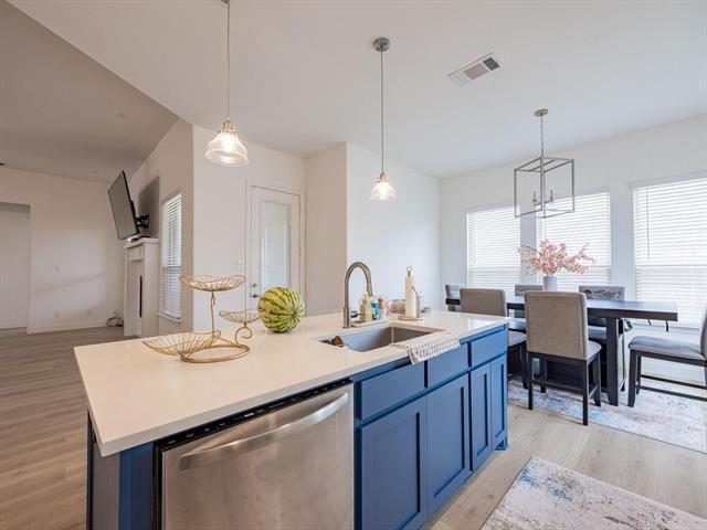 Foto del edificio - 2318 Sheppards Ln