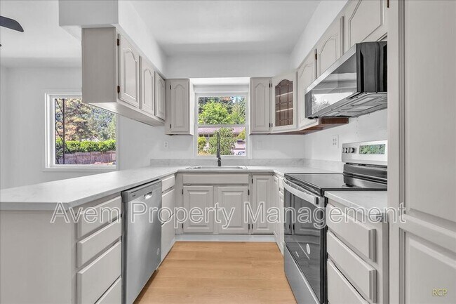 Foto del edificio - 9710 S Corbett Ln